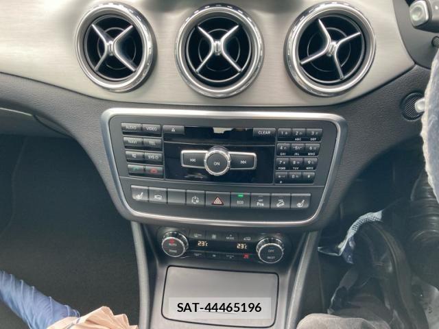 Mercedes Benz GLA-CLASS 2014-07 7725579-20