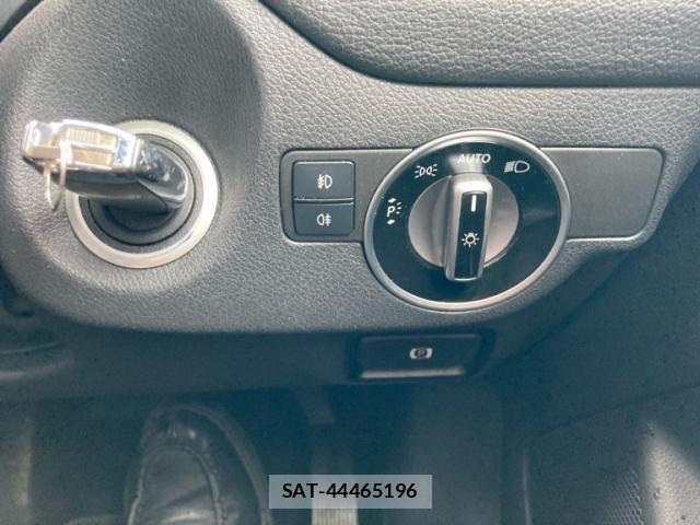 Mercedes Benz GLA-CLASS 2014-07 7725579-21