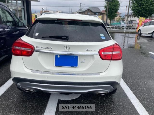 Mercedes Benz GLA-CLASS 2014-07 7725579-3