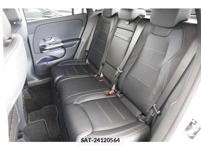 Mercedes Benz GLA-CLASS 2025-06 7725563-14