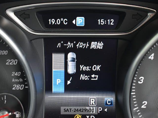 Mercedes Benz GLA-CLASS 2017-09 7725570-17