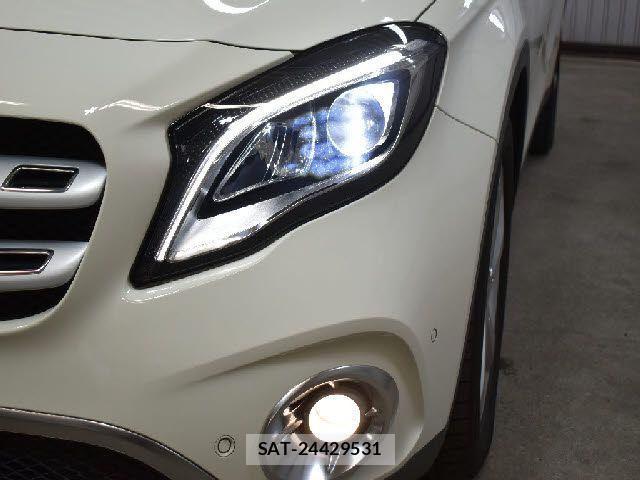 Mercedes Benz GLA-CLASS 2017-09 7725570-27