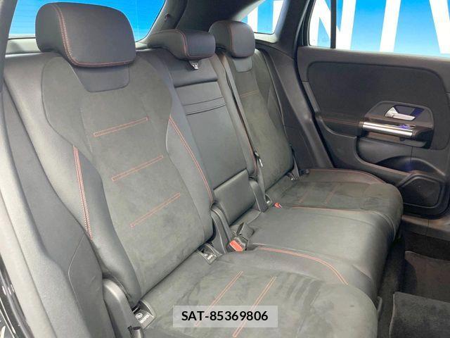 Mercedes Benz GLA-CLASS 2021-11 7725568-9