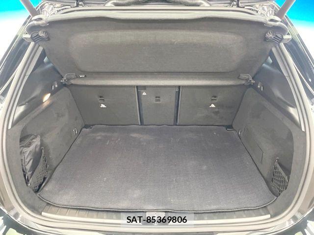 Mercedes Benz GLA-CLASS 2021-11 7725568-13