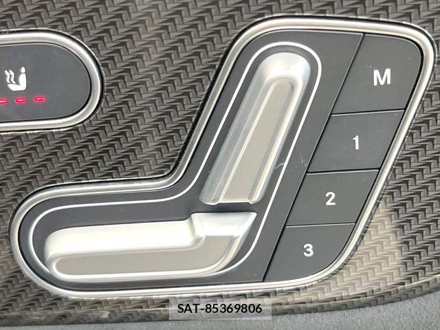 Mercedes Benz GLA-CLASS 2021-11 7725568-5