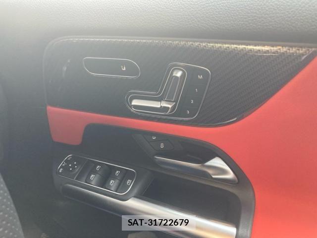 Mercedes Benz GLA-CLASS 2024-03 7786967-21