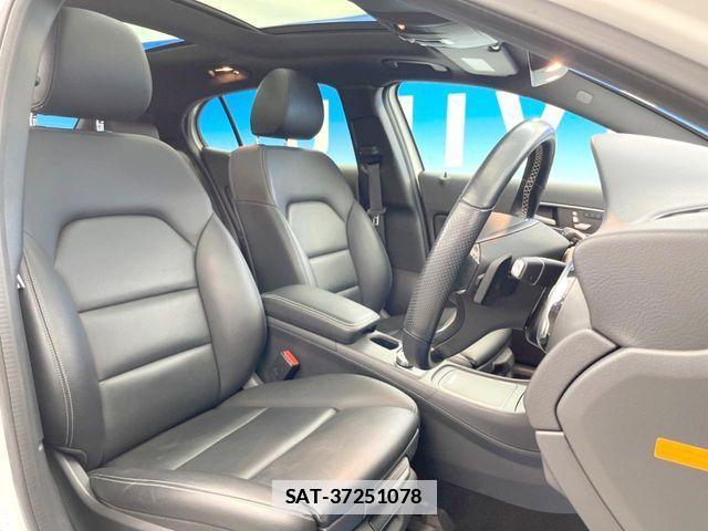 Mercedes Benz GLA-CLASS 2019-06 7786964-9