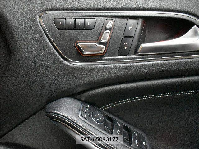 Mercedes Benz GLA-CLASS 2017-09 7877718-12