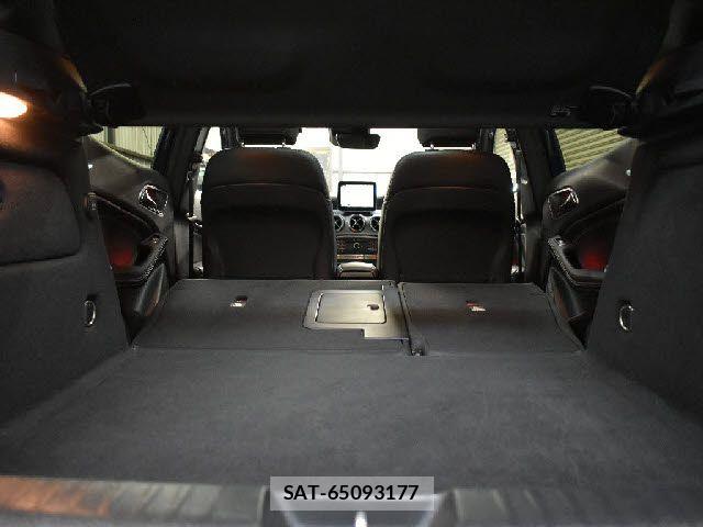 Mercedes Benz GLA-CLASS 2017-09 7877718-19