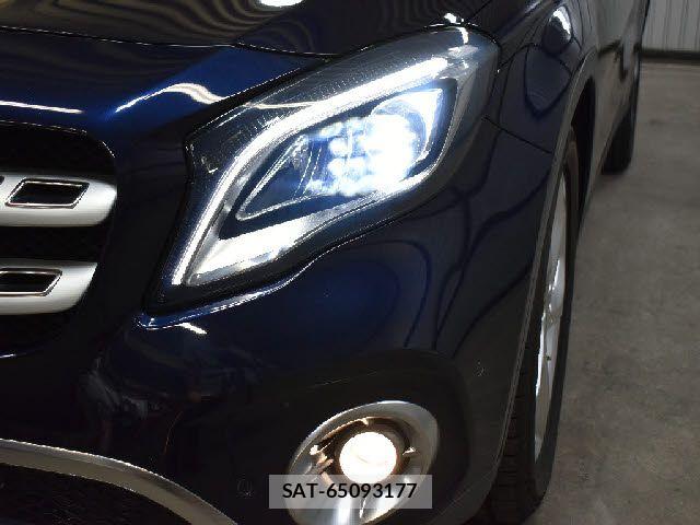 Mercedes Benz GLA-CLASS 2017-09 7877718-27