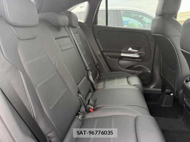 Mercedes Benz GLA-CLASS 2025-10 7877707-10