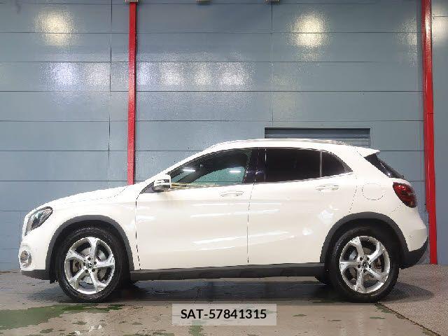 Mercedes Benz GLA-CLASS 2019-01 7877716-2