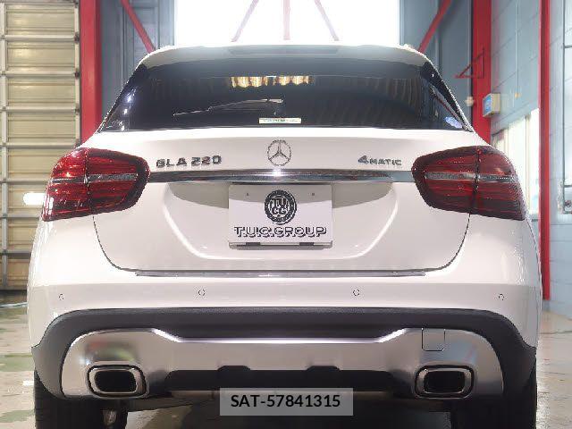 Mercedes Benz GLA-CLASS 2019-01 7877716-5