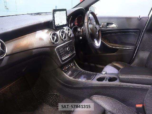 Mercedes Benz GLA-CLASS 2019-01 7877716-7