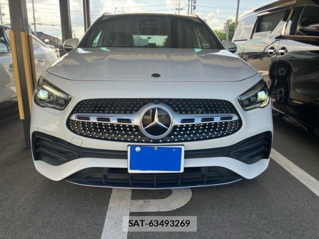 Mercedes Benz GLA-CLASS 2022-10 7877717-2