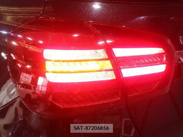Mercedes Benz GLA-CLASS 2018-06 7877719-24