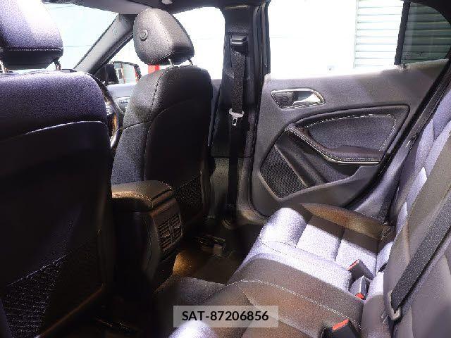 Mercedes Benz GLA-CLASS 2018-06 7877719-29