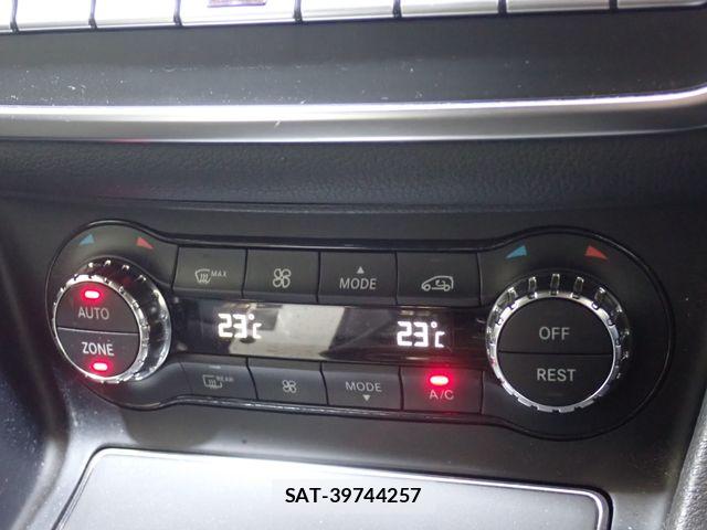 Mercedes Benz GLA-CLASS 2018-06 7877706-13