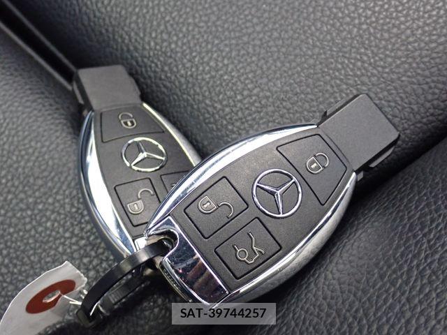 Mercedes Benz GLA-CLASS 2018-06 7877706-29