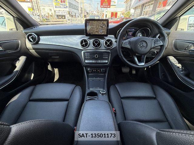 Mercedes Benz GLA-CLASS 2017-09 7979960-2