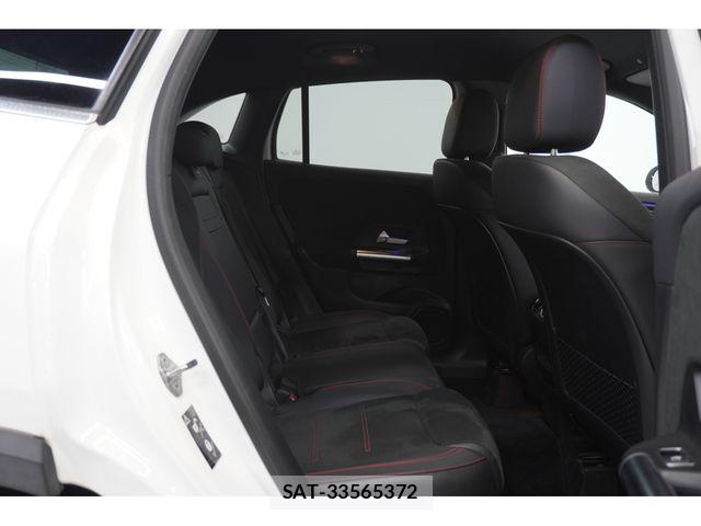 Mercedes Benz GLA-CLASS 2020-07 7979958-24