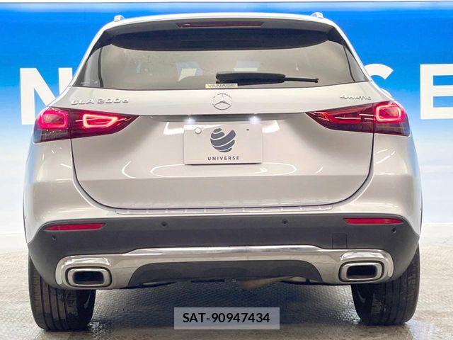 Mercedes Benz GLA-CLASS 2021-05 7979956-16