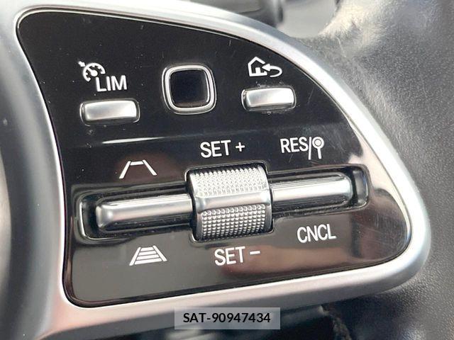 Mercedes Benz GLA-CLASS 2021-05 7979956-3