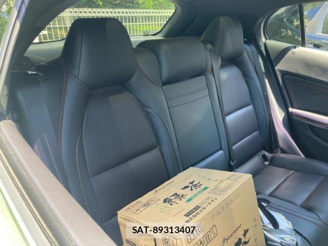 Mercedes Benz GLA-CLASS 2015-10 8036712-14