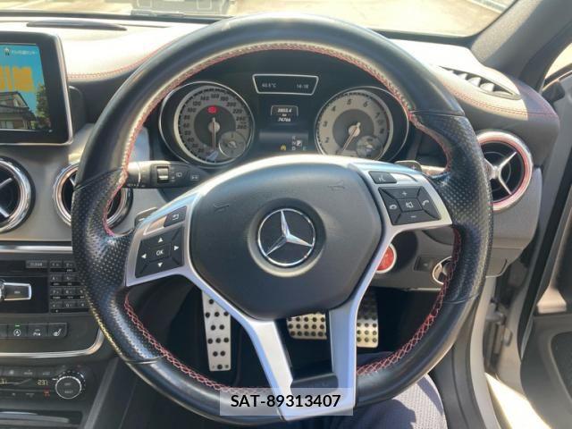 Mercedes Benz GLA-CLASS 2015-10 8036712-17