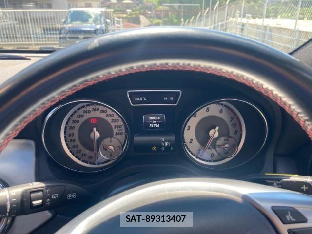 Mercedes Benz GLA-CLASS 2015-10 8036712-18
