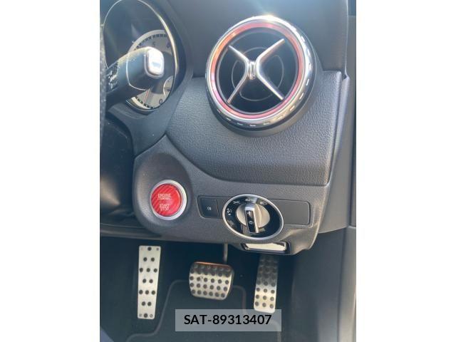 Mercedes Benz GLA-CLASS 2015-10 8036712-19
