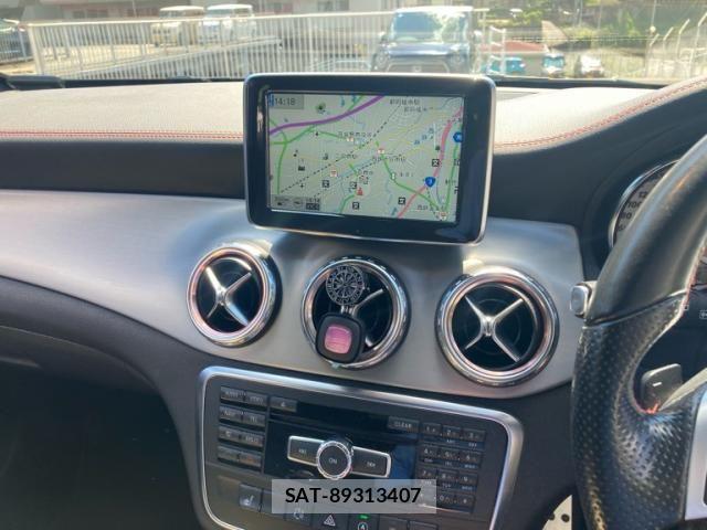 Mercedes Benz GLA-CLASS 2015-10 8036712-21