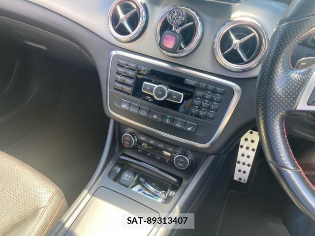 Mercedes Benz GLA-CLASS 2015-10 8036712-23