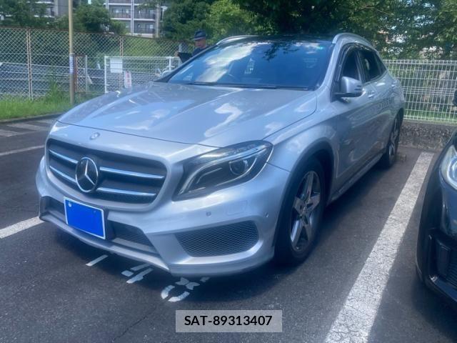 Mercedes Benz GLA-CLASS 2015-10 8036712-2