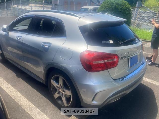 Mercedes Benz GLA-CLASS 2015-10 8036712-4