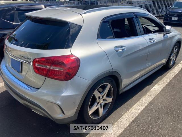 Mercedes Benz GLA-CLASS 2015-10 8036712-5