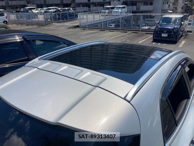 Mercedes Benz GLA-CLASS 2015-10 8036712-6
