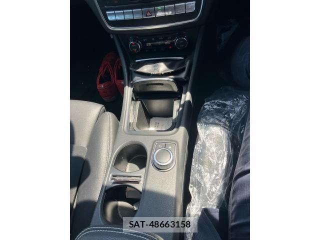 Mercedes Benz GLA-CLASS 2018-11 8074553-27