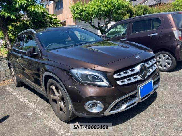 Mercedes Benz GLA-CLASS 2018-11 8074553-2