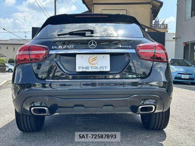 Mercedes Benz GLA-CLASS 2017-11 8074551-16