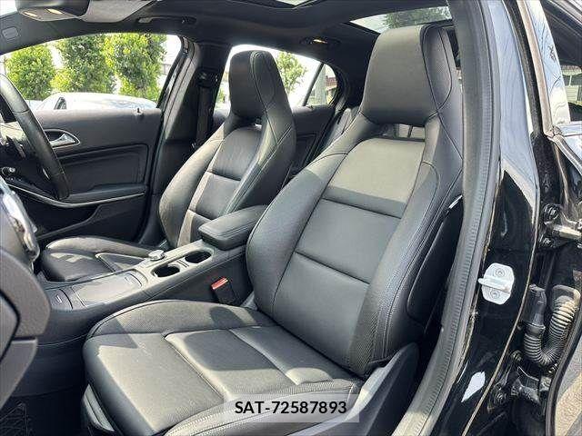 Mercedes Benz GLA-CLASS 2017-11 8074551-27
