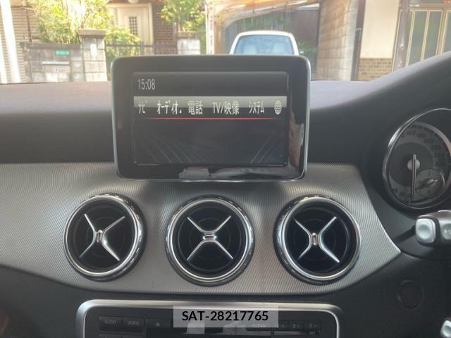 Mercedes Benz GLA-CLASS 2014-09 8100393-18