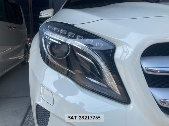 Mercedes Benz GLA-CLASS 2014-09 8100393-2