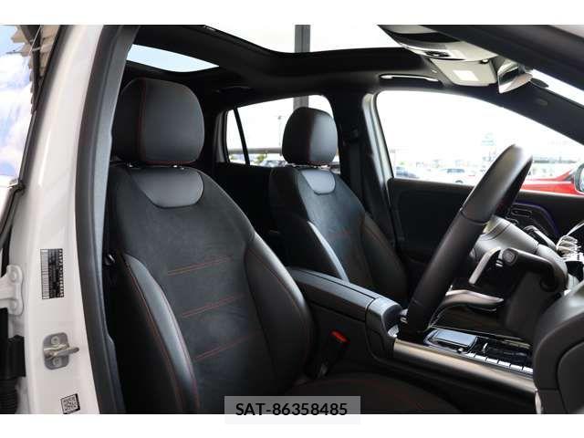 Mercedes Benz GLA-CLASS 2023-08 8100390-13