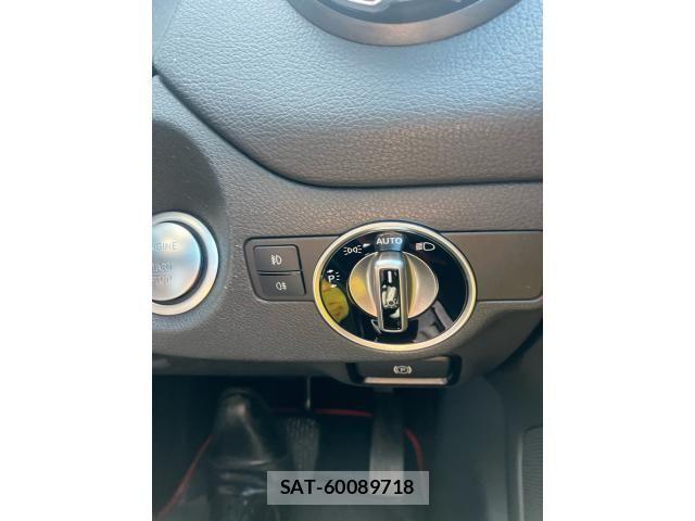 Mercedes Benz GLA-CLASS 2017-09 8100392-17