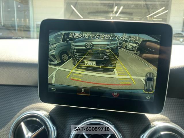 Mercedes Benz GLA-CLASS 2017-09 8100392-22