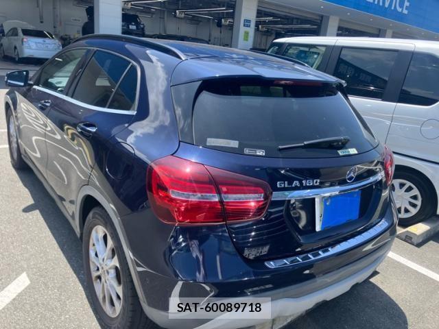 Mercedes Benz GLA-CLASS 2017-09 8100392-3