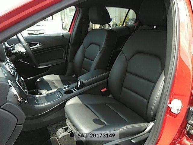 Mercedes Benz GLA-CLASS 2017-07 8131185-10