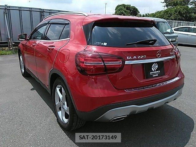 Mercedes Benz GLA-CLASS 2017-07 8131185-17