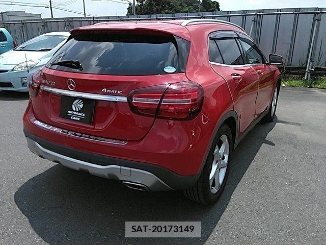 Mercedes Benz GLA-CLASS 2017-07 8131185-18